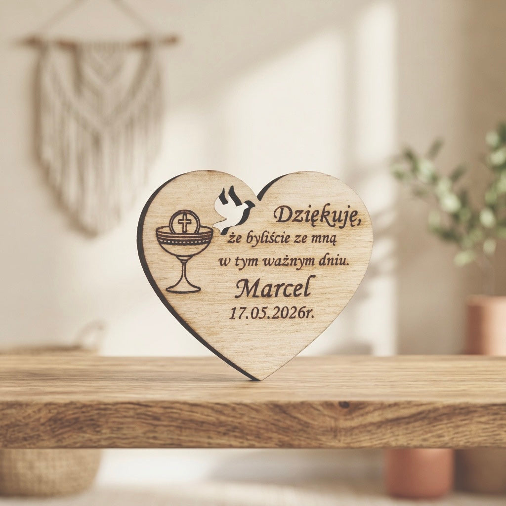 Personalizowane podziękowania komunijne ze sklejki – ilustracja i imię